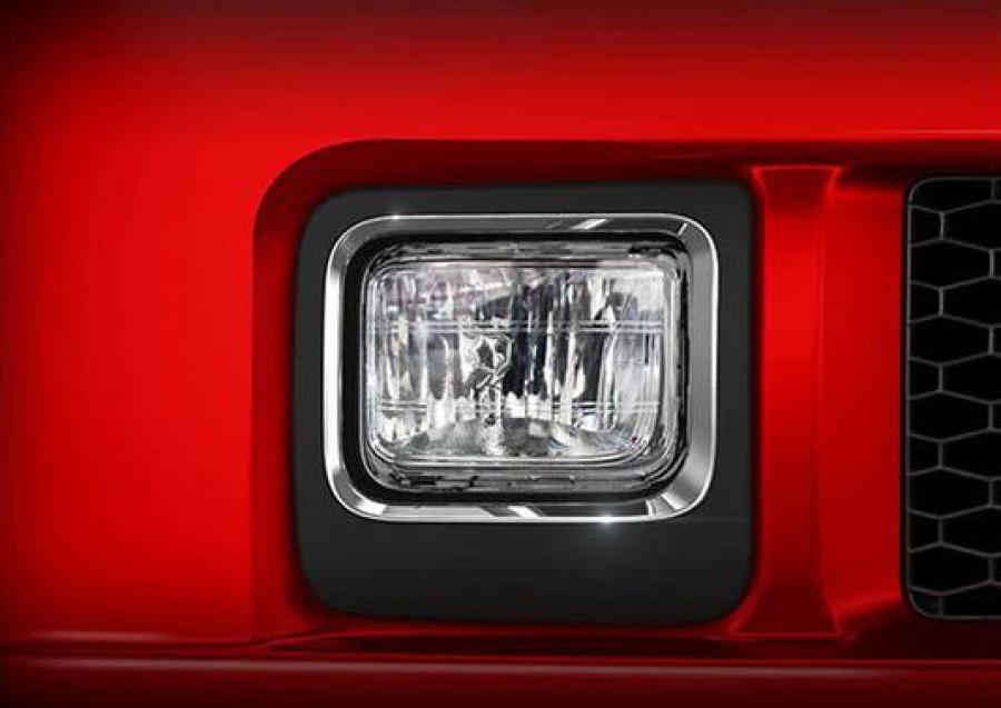 Детали экстерьера Mahindra TUV300 2015 года  (фото 15 из 40)